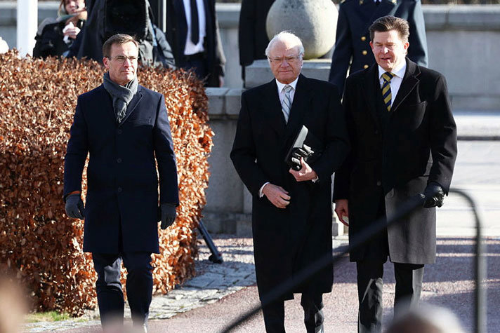His Majesty The King, Speaker of the Riksdag Andreas Norlén and Prime Minister Ulf Kristersson walking..