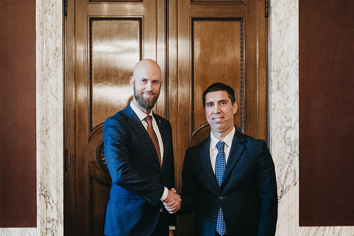 Minister for Civil Defence meets with Moldovan Minister of Foreign Affairs
