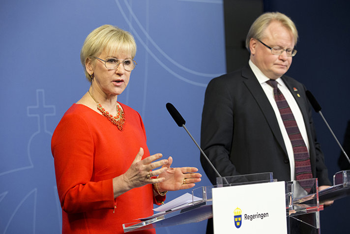 Minister for Foreign Affairs Margot Wallström and Minister for Defence Peter Hultqvist at today's press conference. 