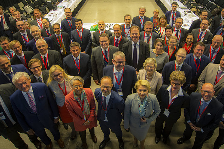 Minister for Infrastructure Tomas Eneroth with EU transport ministers, representatives for the European Commission, European and international industry organizations together during the Third High-Level Meeting on Connected and Automated Driving, Gothenburg 18-19 June 2018