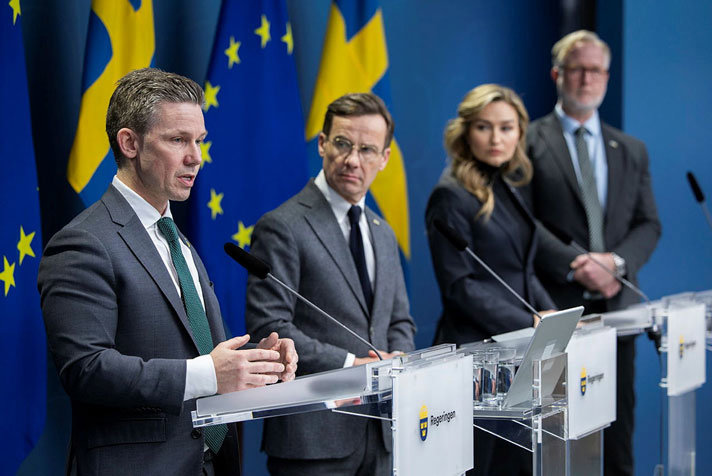 Heavy advanced weapons to Ukraine - Government.se