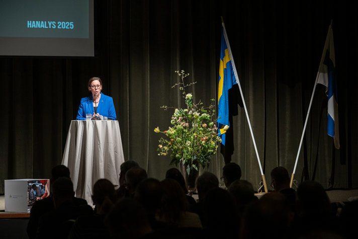 Minister for Foreign Affairs Maria Malmer Stenergard talking on stage