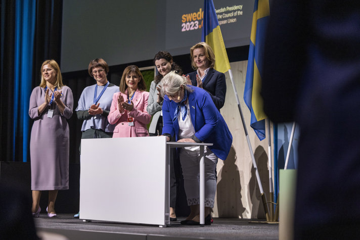 Swedish Minister for Social Services signed the Declaration on protecting children in Ukraine and in the European Union.