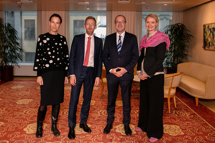 Photo of Ms Olivia Wigzell, Director General of the National Board of Health and Welfare, Mr Jakob Forssmed, Minister for Social Affairs, Dr Hans Kluge, Regional Director WHO Europe, Karin Tegmark Wisell, Director-General of the Public Health Agency of Sweden.