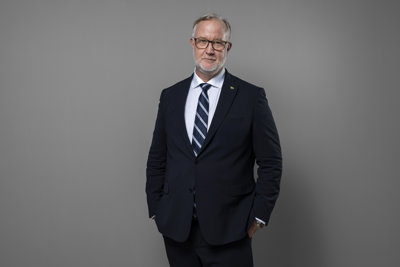 Johan Pehrson, Minister for Education