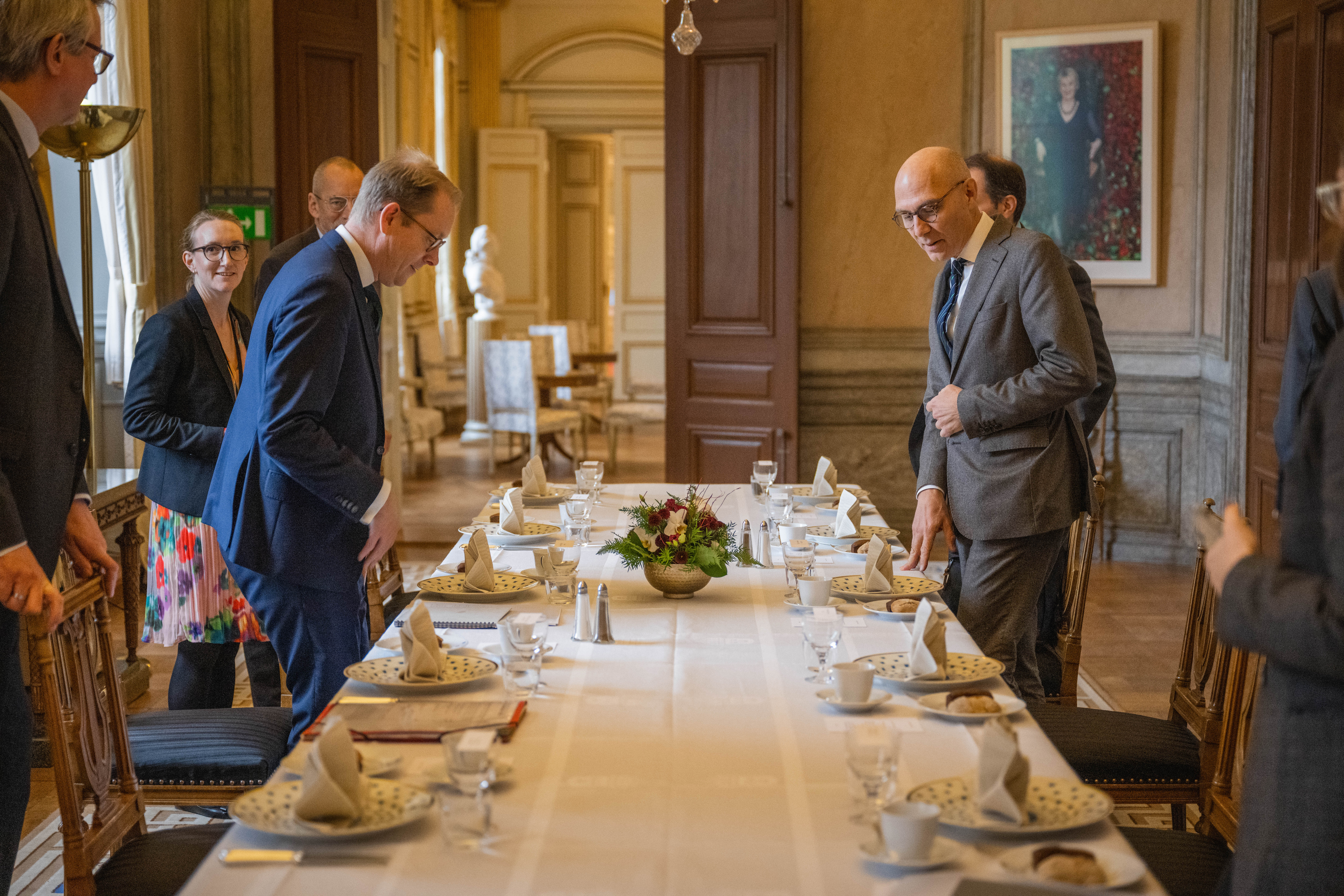 Minister for Foreign Affairs Tobias Billström hosting a lunch for UN High Commissioner for Human Rights Volker Türk.