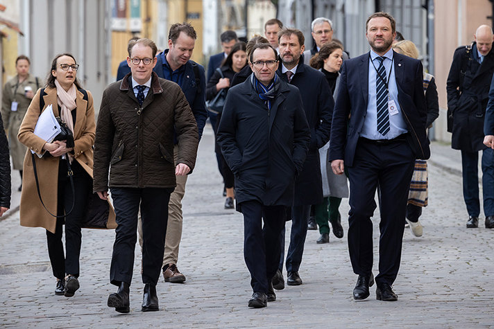 the ministers walking in Visby